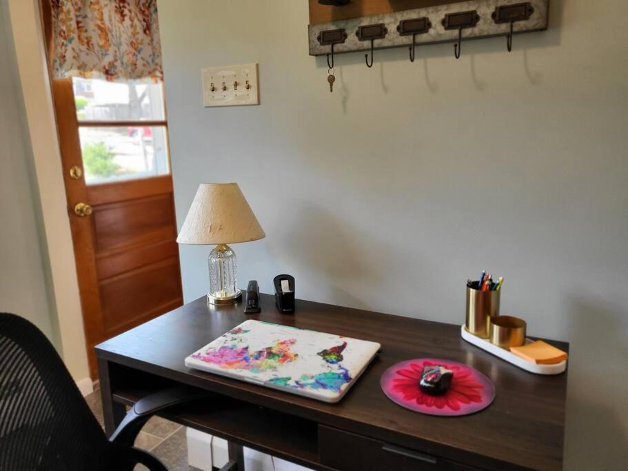 Private Space, While Visiting Family Holiday! Holiday home Pottstown